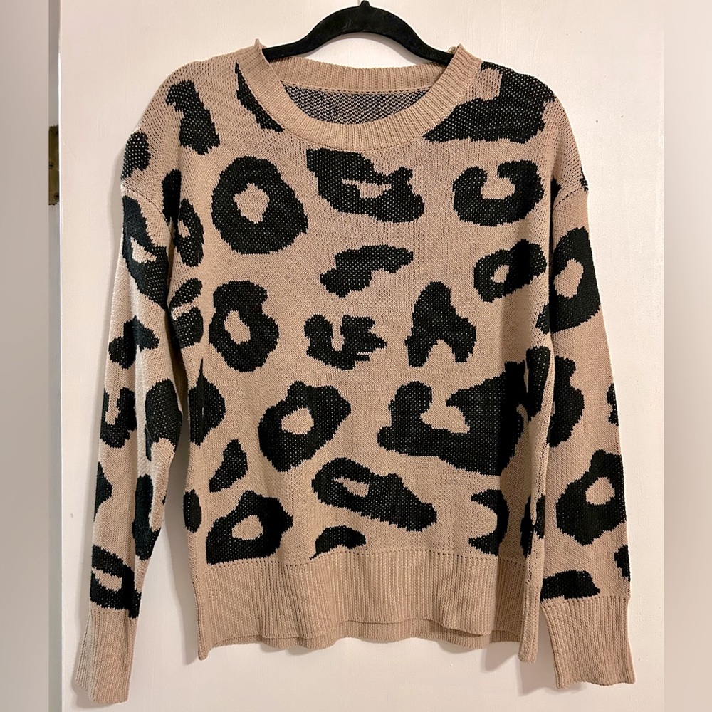Leopard Print Sweater - Black and Tan